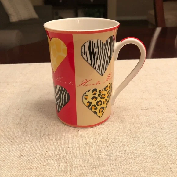 Kent Pottery 10 Ounce Valentine Mug - Picture 3 of 6